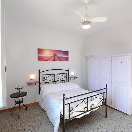 מרינה די פיאטרסנטה Hotel Le Giare מראה חיצוני תמונה