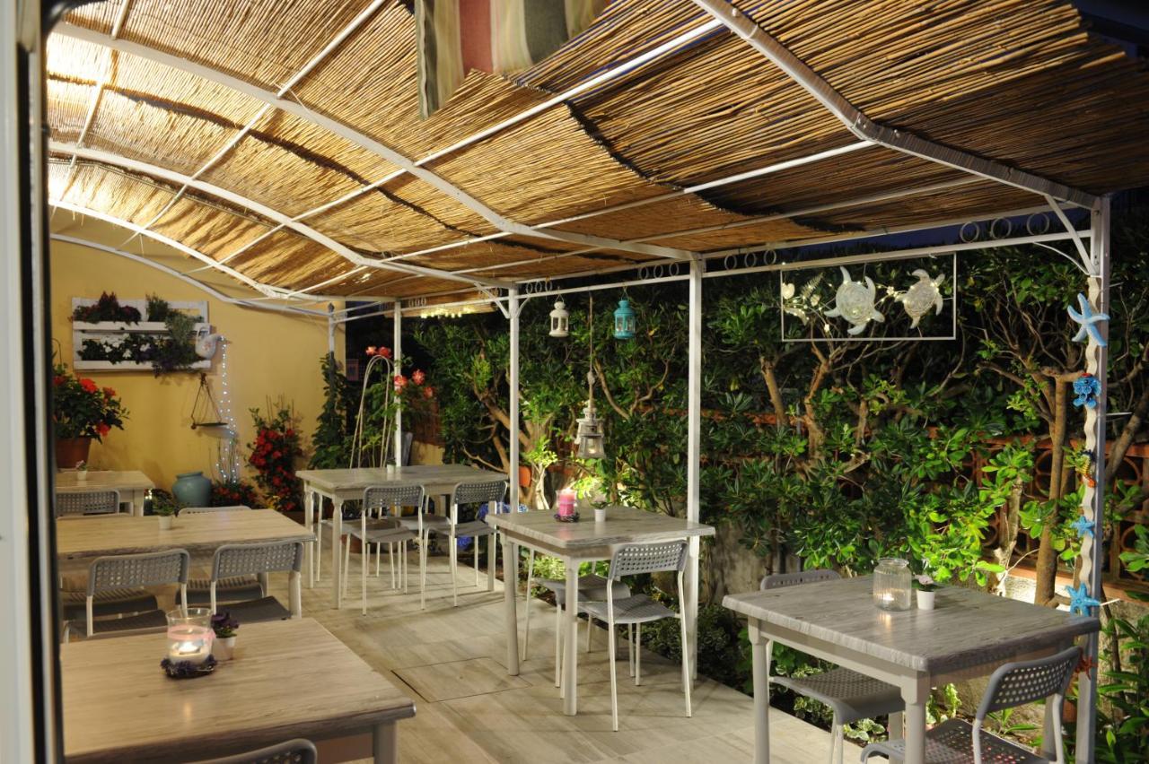 מרינה די פיאטרסנטה Hotel Le Giare מראה חיצוני תמונה