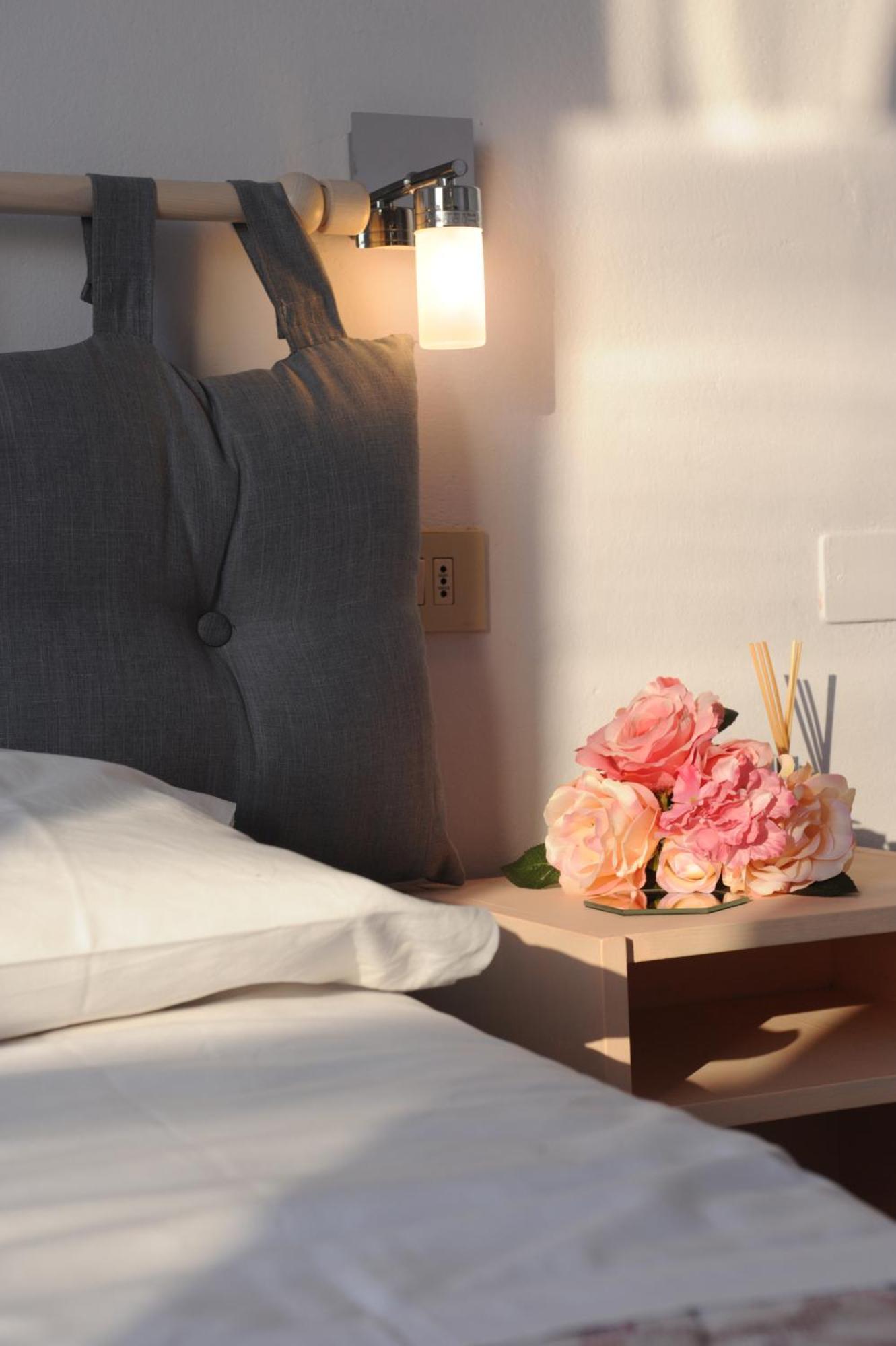 מרינה די פיאטרסנטה Hotel Le Giare מראה חיצוני תמונה